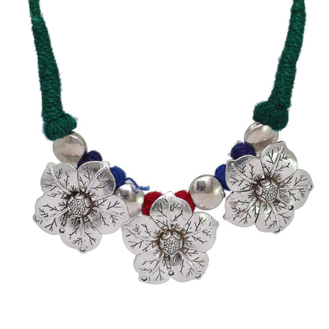 Arras Creations Tribal Trendy Three Flower Pendant Necklace for Women / AZFJOS013-AGR