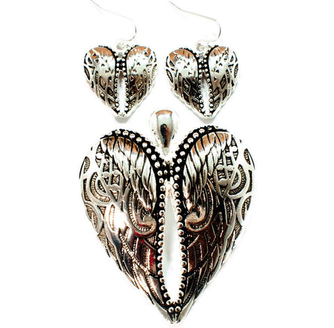 Arras Creations Fashion Trendy Textured Metal Wing-Heart Pendant Earring Set For Women / AZFJFP005-SIL